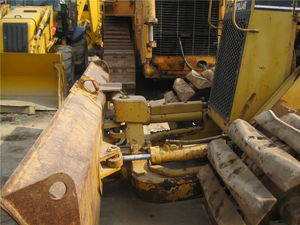 Bulldozer Caterpillar D6D d'occasion, également disponible : D6G, D6C, D6N, D7G, D7H, D7R, D8R - Product Image 3