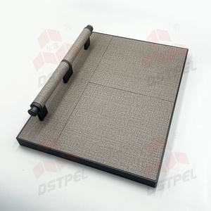 Armadio Moderno di Lusso con Ante a Persiana in Pelle e Telaio in Alluminio, per Arredamento Camera da Letto - Product Image 6