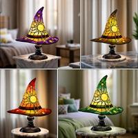 Lampe LED Chapeau de Sorcière en Résine 30cm - Veilleuse d'Halloween Style Vitrail - Lampe de Table Décorative Alimentée par USB