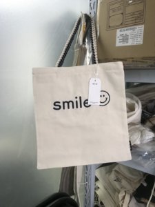 กระเป๋าโท้ทรีไซเคิลได้กระเป๋าผ้าใบผ้าฝ้ายเป็นมิตรกับสิ่งแวดล้อมพร้อมกระเป๋าซิปด้านในปักโลโก้ได้ตามต้องการ - Product Image 5