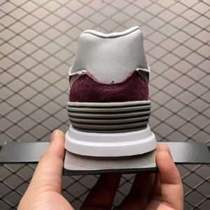 Baskets décontractées pour femmes – Chaussures de marche de qualité supérieure, amorties, style luxe, confortables, pour l'extérieur, toutes saisons - Product Image 2