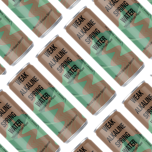 <span class=keywords><strong>Eau</strong></span> <span class=keywords><strong>de</strong></span> <span class=keywords><strong>source</strong></span> gazeuse naturelle faiblement <span class=keywords><strong>alcaline</strong></span> sans additifs en canette aluminium élégante <span class=keywords><strong>de</strong></span> 330 ml, certifiée ISO, pour l'hydratation quotidienne (vente en gros) - Product Image 5