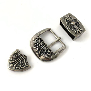 Set di Tre Pezzi con Fibbia per Cintura in Metallo alla Moda per Uomo, Personalizzabile con Logo, Vendita all'Ingrosso - Product Image 1