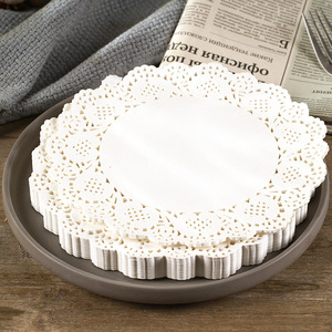 Vente en gros de napperon en <span class=keywords><strong>papier</strong></span> Tapis de <span class=keywords><strong>table</strong></span> jetable décoratif pour gâteaux pour restaurants <span class=keywords><strong>table</strong></span> à manger - Product Image 1