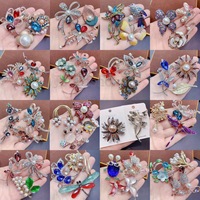 Broches tendance pour femmes, plaquées or, avec zircon coloré, imitation perle et motif Fritillaria, bijoux élégants en forme de fleur de paon, cadeau