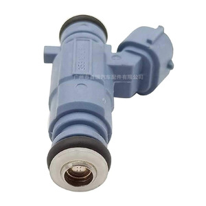 Inyector de Combustible 35310-2B010 para Hyundai Elantra Kia Forte, Pieza Automotriz de Plástico - Product Image 3