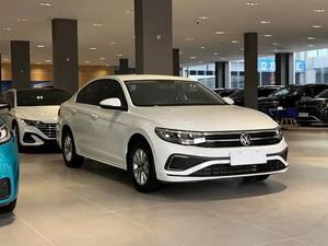 Volkswagen Bora 2023 200TSI DSG Automatica Motore Turbo Sedili in Pelle Telecamera Posteriore Pneumatici R17 Scuro R15 Guida a Sinistra Auto a Benzina - Product Image 3