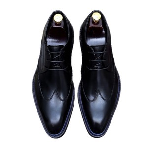 Chaussures en cuir pour hommes formelles et professionnelles - Nouveau modèle 2025. Chaussures Oxford pointues décontractées pour le travail, cousues. - Product Image 1