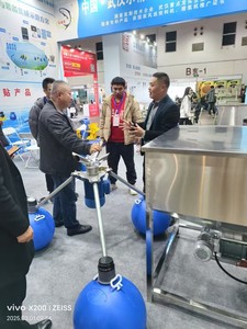 Fabrika fiyat 4.87KW büyük kapasiteli otomatik balık çiftliği besleme besleme makinesi balık ve karides gölet besleyici - Product Image 4