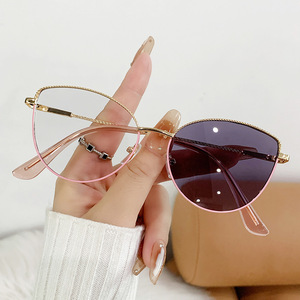 26029 Fotochromatische Optische Bril Metalen Montuur Vlindermodel Fotochromatische Bril Photogray Alle Gezichten Lunettes Photogray Bril - Product Image 3