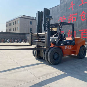 رافعة شوكية فاخرة لجميع التضاريس بحمولة 7 طن و<span class=keywords><strong>8</strong></span> طن و9 طن و10 طن ذات احتراق داخلي للتصدير المباشر من المصنع - Product Image 6