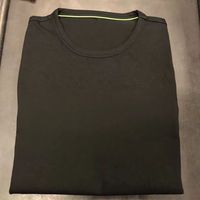 Camiseta Clásica para Hombre 2026, Ligera, Holgada, de Tela Suave, Secado Rápido, Corte Regular, Minimalista, Relajada y Transpirable