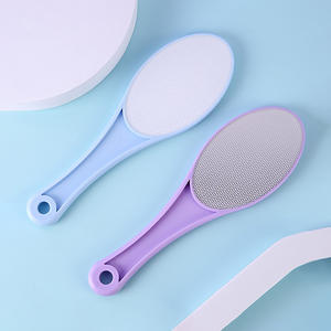 Nouvelle <span class=keywords><strong>gomme</strong></span> à <span class=keywords><strong>cheveux</strong></span> en cristal 2-en-1 <span class=keywords><strong>et</strong></span> lime à pied en verre nano double face avec poignée <span class=keywords><strong>pour</strong></span> les pieds - Product Image 3