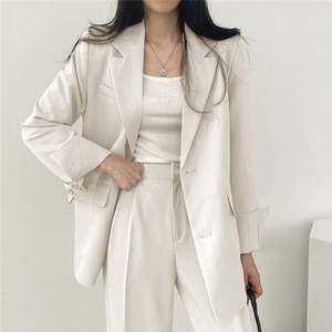 Ensemble Tailleur Femme Chic Décontracté à Boutonnage Simple, Personnalisable avec Votre Logo, pour Bureau et Tenue Élégante - Product Image 4