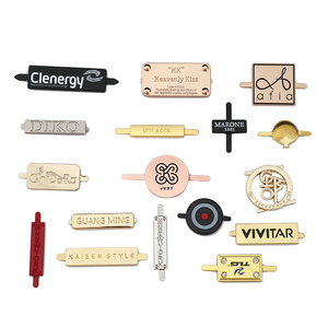 Accessori personalizzati di alta qualità in metallo marchio marchio logo Design di moda <span class=keywords><strong>etichette</strong></span> in metallo <span class=keywords><strong>per</strong></span> <span class=keywords><strong>abbigliamento</strong></span> <span class=keywords><strong>etichette</strong></span> in metallo - Product Image 6