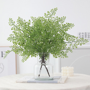 Floravital - Hojas de Helecho <span class=keywords><strong>Artificiales</strong></span> en Oferta, Ramas Cortas de Plástico, Hojas <span class=keywords><strong>Decorativas</strong></span> Verdes <span class=keywords><strong>para</strong></span> Bodas, Hogar y Exteriores - Product Image 3