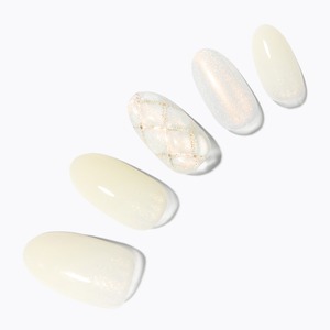 Dessing Diva mandorla Shimmer trapuntatura magica stampa unghie artificiali - Product Image 1