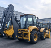 XC8 S3580 Multifungsi Backhoe Loader 3.5 Ton Front Loader Dengan Kedalaman Penggalian 5555 MM untuk Pekerjaan Konstruksi