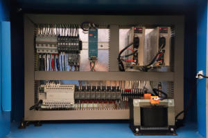 Alta qualidade CNC Automatic Hidráulica Press Flange Punching Machine para Round Duct Making - Product Image 3