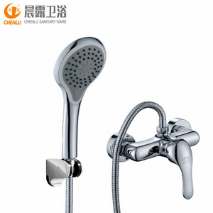 ชุดวาล์วฝักบัวติดผนัง Chenlu พร้อมฝักบัวมือและสายยางยืดหยุ่นสำหรับใช้ในห้องน้ำ - Product Image 1