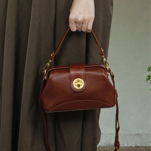 Bolso de Hombro de Cuero Vintage para Mujer, Color Café, Cierre con Candado, Estilo Cuadrado Horizontal, Bandolera, Primavera 2025 - Product Image 1