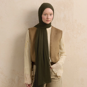 ผ้าพันคอโมดอลแบบพรีเมี่ยมน้ำหนักเบาระบายอากาศได้ดีนุ่มคุณภาพสูงดีไซน์ฮิญาบย่นชุดสำนักงานสำหรับผ้าคลุมไหล่แบบดั้งเดิมของชาวมุสลิม - Product Image 2