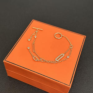 Pulseras de Aleación de Diseño a Precio Mayorista, Joyería Inspirada en Marcas Famosas, Colgante de Lujo con Borde Moderno - Product Image 3