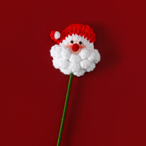 <span class=keywords><strong>Série</strong></span> de bouquets au crochet en laine transfrontalière de Noël Écologique de haute qualité Père Noël Pomme de pin et feuilles rouges - Product Image 4