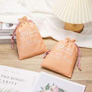 Bolsa de Muselina 100% Algodón Personalizada de Alta Calidad con Cordón y Logotipo para Zapatos, Bolsos, Joyería, Regalos, Té, Relojes y Empaque - Product Image 3
