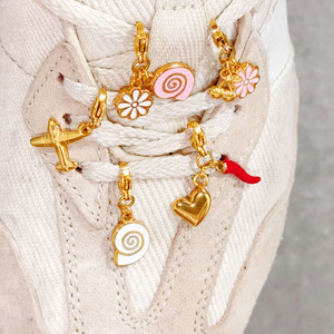 Bouw Je Eigen Charme Voor Schoenen Trendy Accessoires Kersen Schoenveter Bedels Waterdicht Goud Rvs Vrouw Sneaker Charms