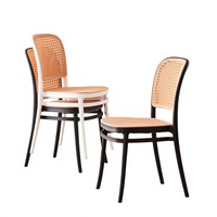 Chaise de salle à manger élégante, chaise en plastique pour la maison, design épaissi, chaise de restaurant minimaliste moderne avec dossier, empilable, pour l'extérieur