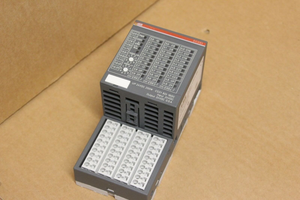 100% Original A-BB AC500/AC500-eCo PLC DC562/DC551-CS31/DC522 entrepôt stock plc contrôleur de programmation - Product Image 3