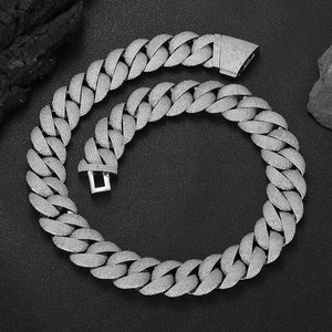 Ensemble collier et bracelet chaîne cubaine en moissanite plaqué or 22 carats pour homme, style hip-hop, maillons micro-incrustés, taille brillant rond - Product Image 6