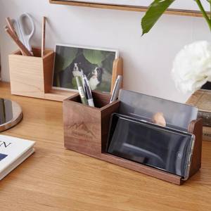 <span class=keywords><strong>Porte</strong></span>-stylo de bureau en bois multifonctionnel et support de téléphone avec cadre photo Organisateur de bureau en bois personnalisé - Product Image 3