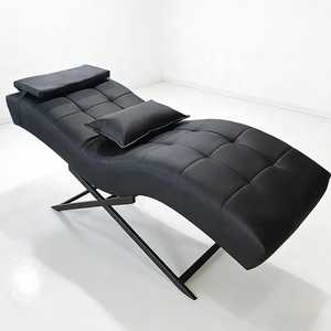 Table de massage noire en forme d'arc pour salon de beauté et spa, lit incurvé pour extensions de cils - Product Image 1