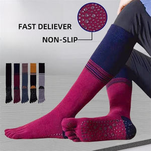 Chaussettes Lolita hautes pour femmes Jk, 5 orteils, mignonnes, noires et blanches, longues, fines, respirantes, couleur unie, bas pour jeunes - Product Image 1