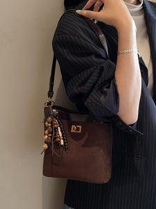 Sac seau de petite taille haut de gamme, nouvelle mode 2026, couleur rétro, sac seau pour femme, sac à main et bandoulière, mat, tempérament, pour femmes - Product Image 2