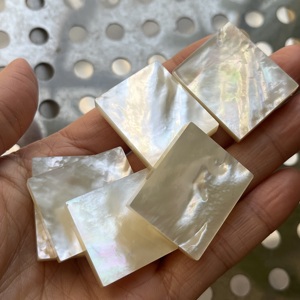 Lámina de Nácar de Alta Calidad de 29x24*4,6 mm, Rebanada Cuadrada de Concha Blanca para Decoración de Cuchillos y Guitarras - Product Image 3