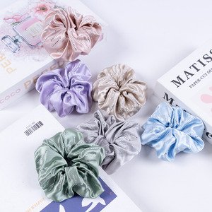 Chouchou en Soie de Mûrier Grade 6A avec Diamants, Nouveau Design 2026, Chouchou en Soie Personnalisé Couleur Unie 30 Mommes, Durable, Faible MOQ - Product Image 2