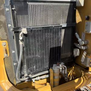 รถขุดมือสอง CAT306E2 สภาพดีเยี่ยม พร้อมระบบหมุนคล่องตัว เหมาะสำหรับงานเคลียร์พื้นที่บนเนินเขา และปรับระดับพื้นที่ในสวน - Product Image 6