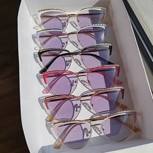 9036 phụ nữ kim loại Cat Eye photochromic photogrey khung quang học Chống ánh sáng màu xanh Eyewear Chống phản ánh Kính mắt khung 2025 - Product Image 6