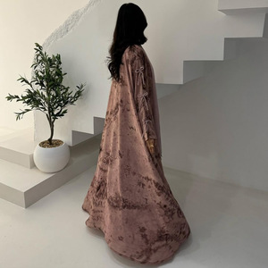 <span class=keywords><strong>Ensemble</strong></span> Abaya Modeste Musulmane avec Doublure en Mousseline Douce Double Couche, Imprimé Tie-Dye, Foulard, Kimono Cardigan Respirant pour <span class=keywords><strong>Femme</strong></span> Style Dubaï - Product Image 6