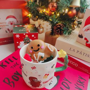 Bougie de Noël Cadeaux du Nouvel An Souvenirs Vente en gros transfrontalière Aromathérapie Bougie artisanale en cire de soja Cire d'abeille Décorations de Noël - Product Image 3