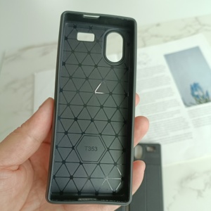 Usine en gros petit étui en TPU matériau souple couverture arrière adapté T528 nouvelle coque de téléphone - Product Image 3