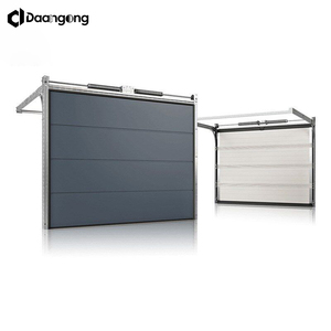 Puerta Seccional de Aluminio con Acabado de Madera para Garaje, con Control Remoto, Aislamiento Térmico y Bisagras Resistentes para Villas - Product Image 2