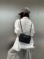 Sac bandoulière de luxe en cuir véritable de daim, sans marque, pour usage quotidien, idéal comme cadeau d'entreprise VIP ou exécutif