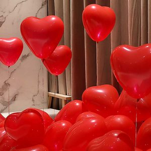 Set <span class=keywords><strong>di</strong></span> Palloncini a Forma <span class=keywords><strong>di</strong></span> Cuore Rosso da 12 Pollici, Palloncini in Foil da 18 Pollici, Palloncini a Petalo <span class=keywords><strong>di</strong></span> Rosa da 42 Pollici, Set Durevole con Stampa Serigrafica <span class=keywords><strong>per</strong></span> <span class=keywords><strong>Festa</strong></span> <span class=keywords><strong>di</strong></span> San Valentino - Product Image 2