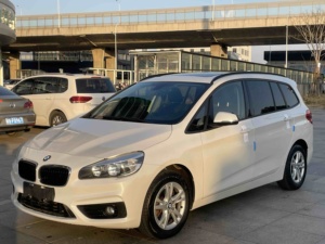Venta al por Mayor de <span class=keywords><strong>BMW</strong></span> <span class=keywords><strong>Serie</strong></span> <span class=keywords><strong>2</strong></span> Gran <span class=keywords><strong>Tourer</strong></span> 2015 218i Usados, Paquete de Diseño Deportivo, Inventario de Concesionario, Monovolumen para Exportación, Autos de Segunda Mano - Product Image 1