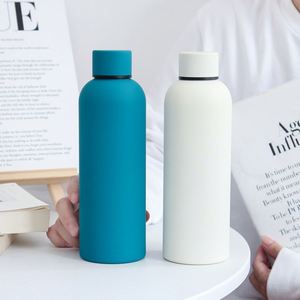 Termo de Acero Inoxidable con Aislamiento al Vacío de Boca Pequeña y Gran Capacidad, Estilo Americano, Aislamiento Térmico de 6 a 12 Horas, Portátil - Product Image 2