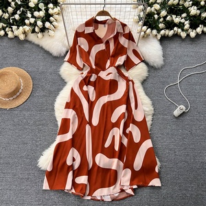 Nuevo Vestido Casual de Gasa para Mujer, Cuello en V, Manga Corta, Cuello Camisero, Estampado en Contraste, Largo Midi, para Primavera, Otoño y la Hora del Té - Product Image 3